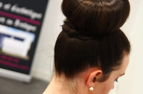 Tuto coiffure : le chignon haut