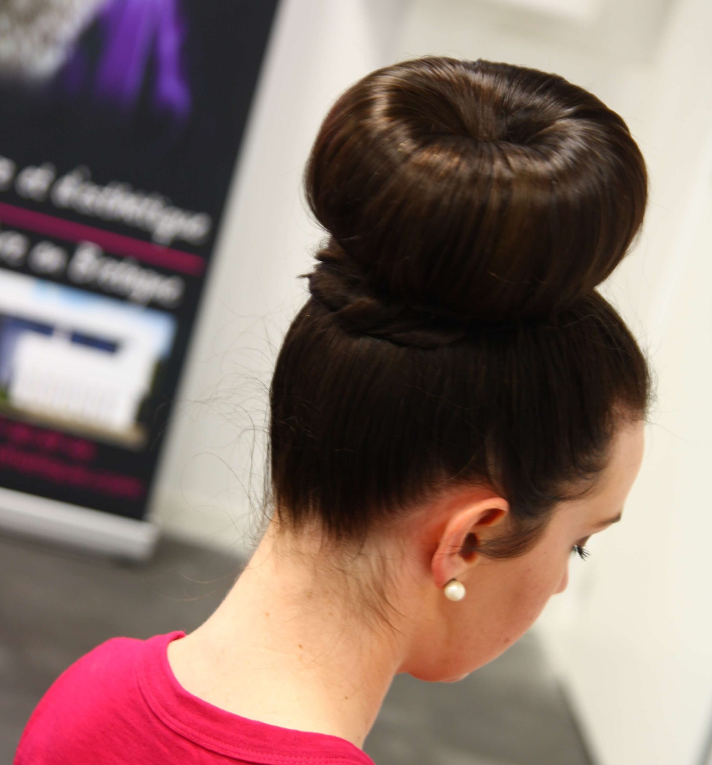 Tuto coiffure : le chignon haut - PPMC Blog