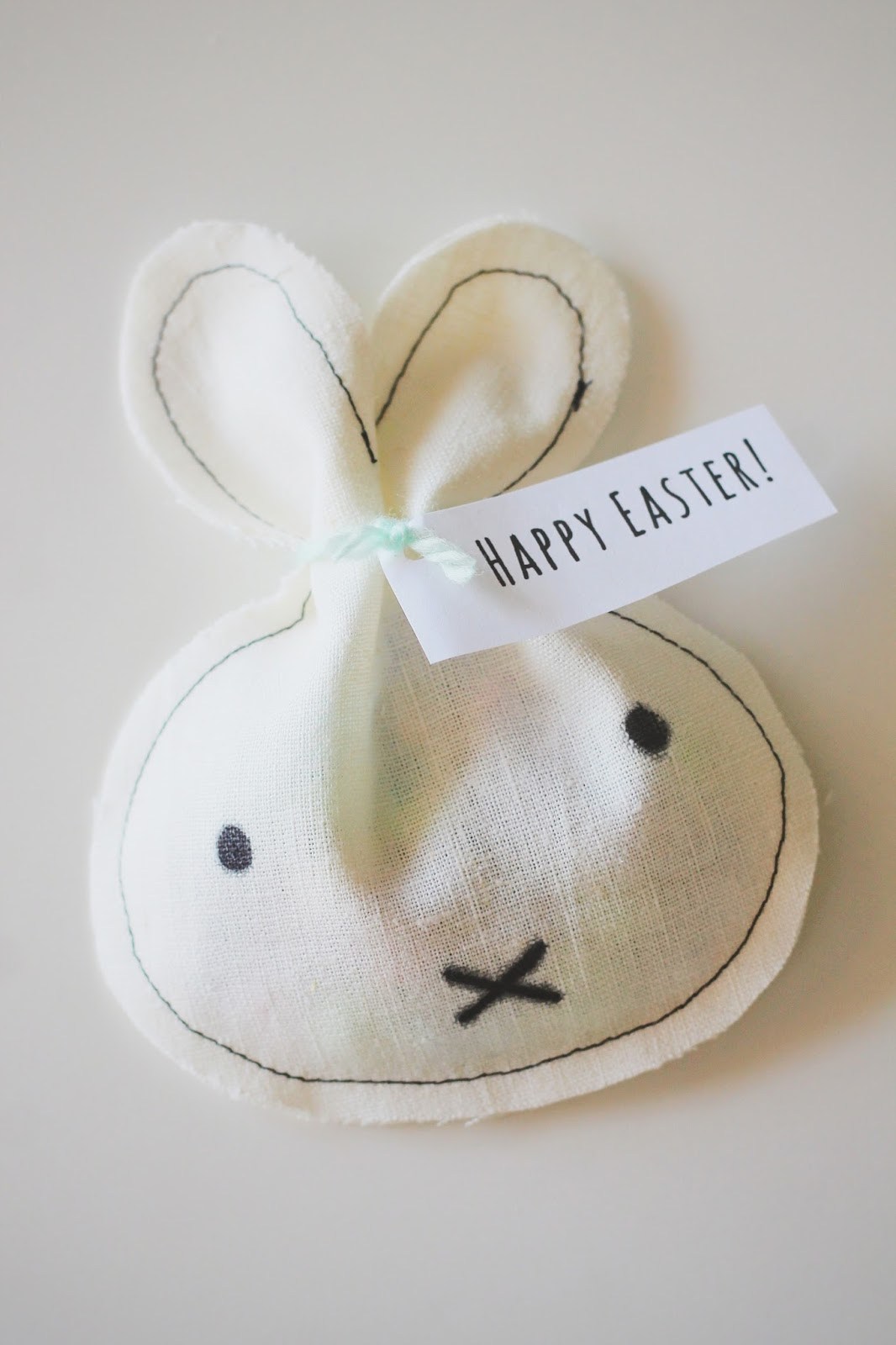 Lapin pochette surprise