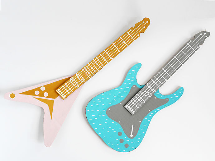 diy guitare carton