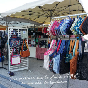 Une matinée sur le stand PPMC du marché de Quiberon