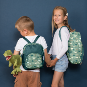 Le petit sac à dos pour enfants PPMC est l'accessoire de mode parfait pour la rentrée de votre enfant qui le suivra de la crèche à ses débuts à l'école maternelle