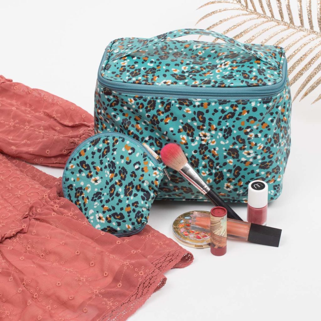 Accessoires de sac et salle de bain Papa Pique et Maman Coud