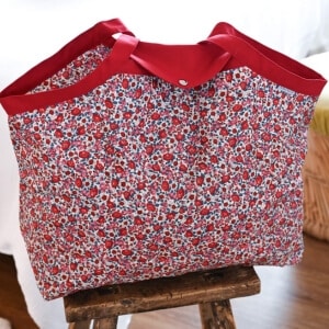 Le sac cabas rouge corolle